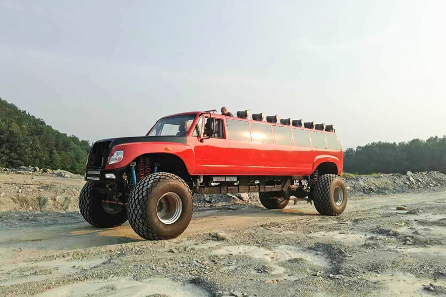 4WD 版 II 型沙漠探險卡車